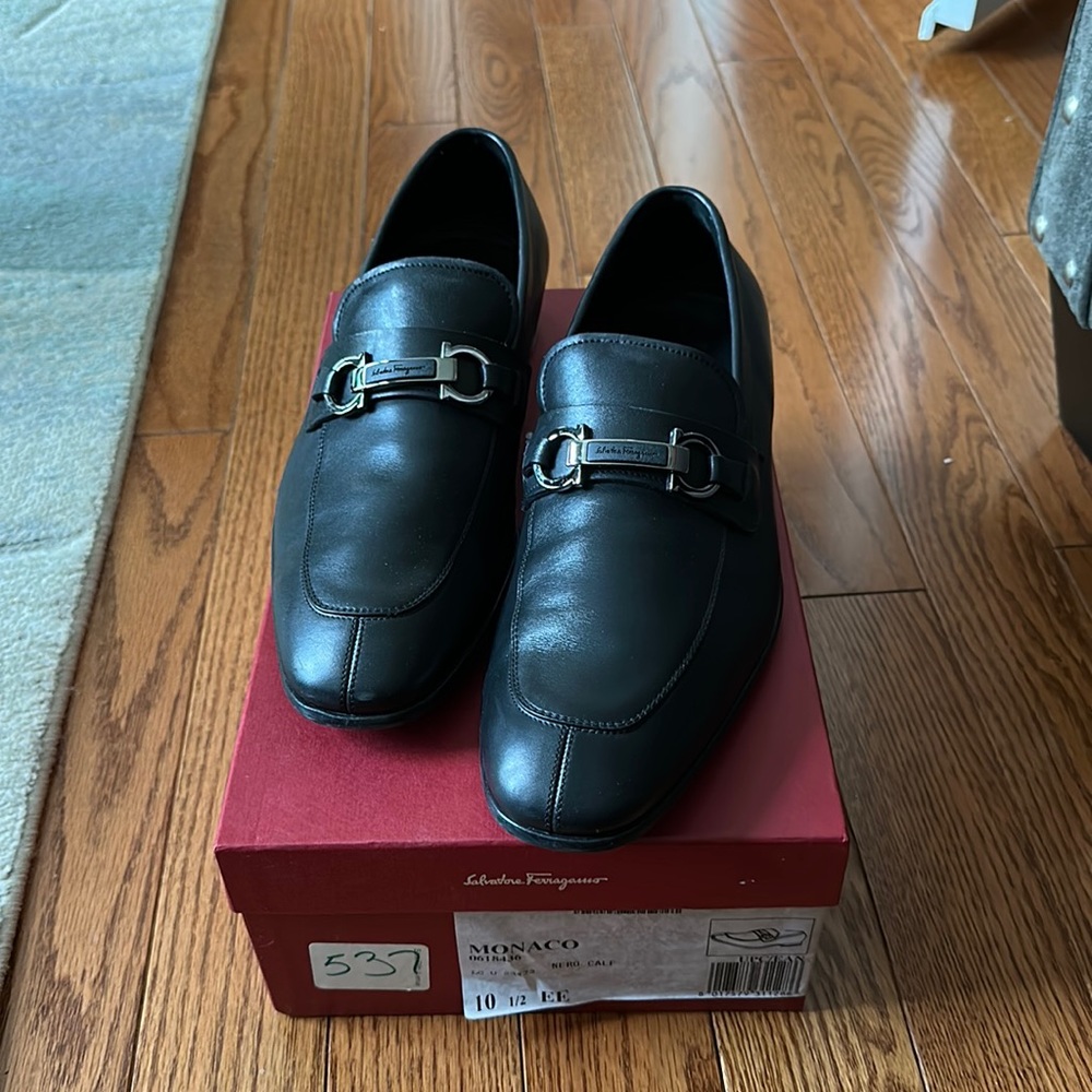 Men’s Salvatore Ferragamo Monaco Loafers size 10.5